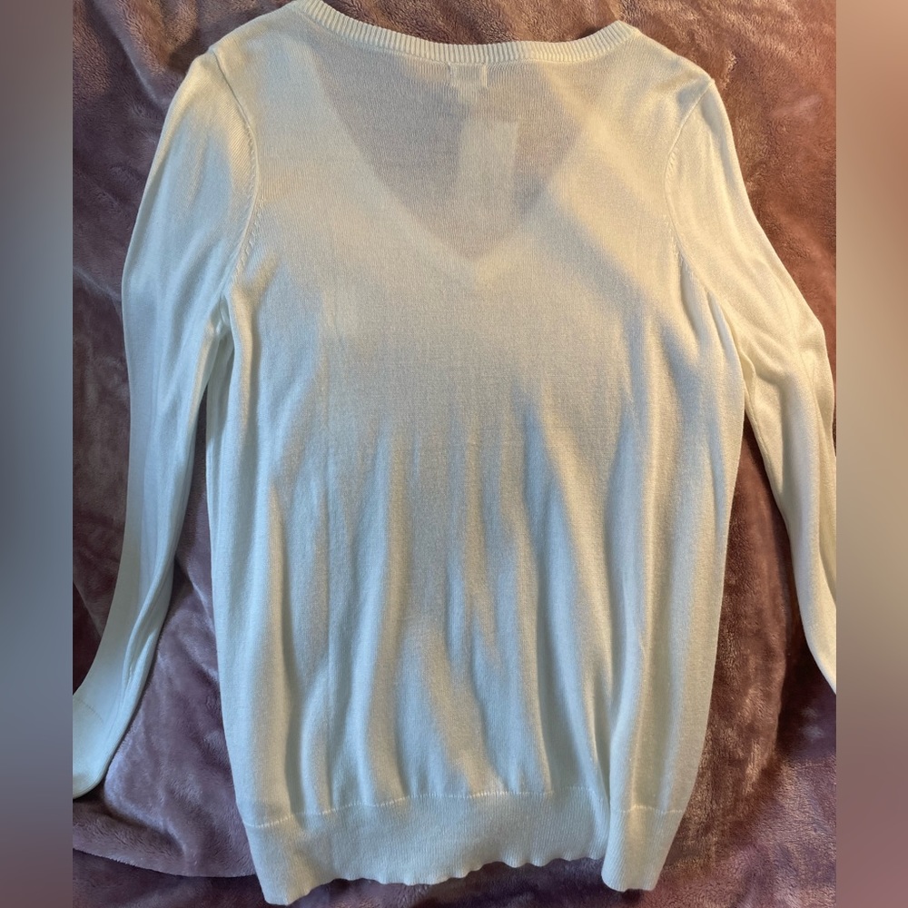 A New Day V-Neck Sweater NWT! - Picture 4 of 4